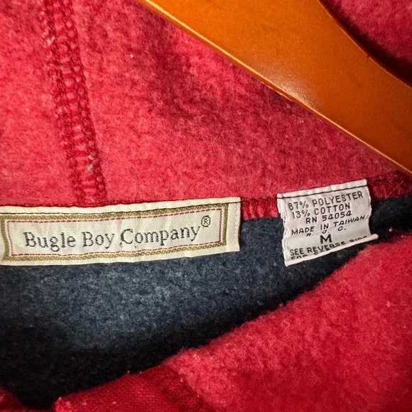 Vintage Bugle Boy Company Hoodie Red Black Color Block Crest Pullover Mens - Picture 4 of 5